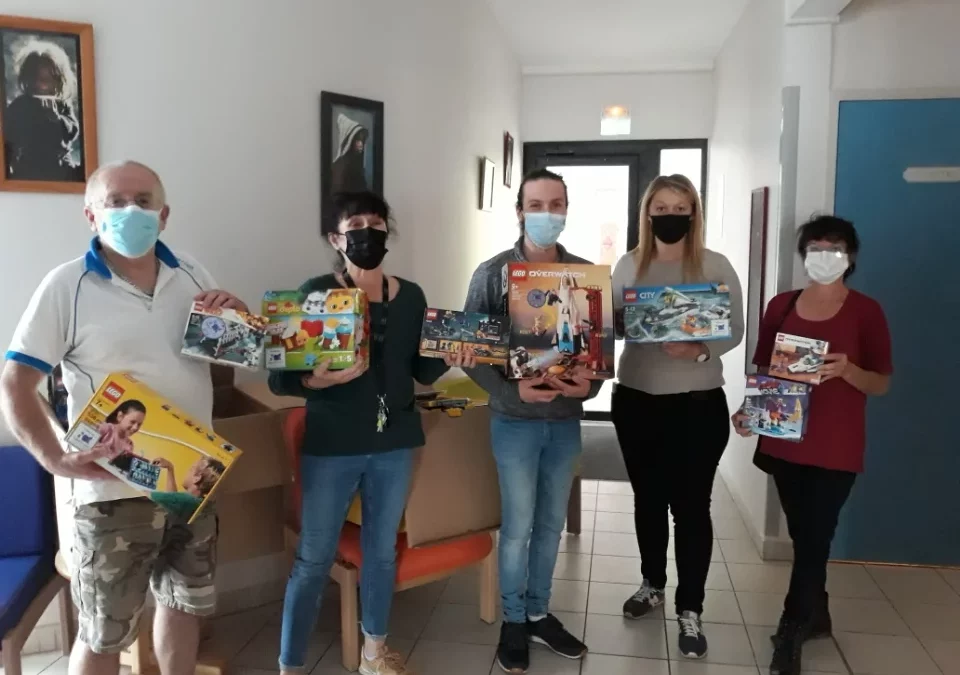 Des Lego pour les enfants du pôle Enfance et Famille